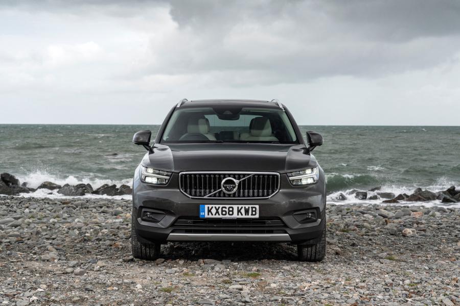  Volvo XC40 D3 Inscription 2018 года  (UK) (фото 40 из 40)